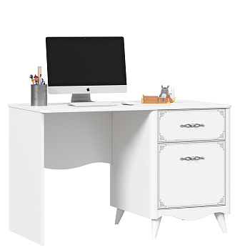Красивый белый компьютерный стол